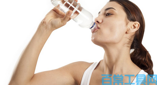 早上空腹喝水好还是饭后好，很多人